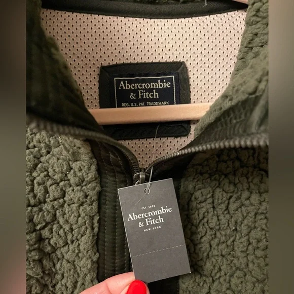 Abercrombie & Fitch Olive Green Sherpa Hoodie - Picture 4 of 5